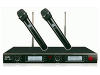 MIC-202   UHF段無線一拖二麥克風